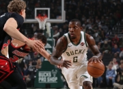 问鼎国际-关于岭北雄鹿队险胜滇池雄鹿队，棒球半决赛上演关键失误成转折！的信息