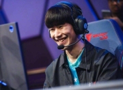 问鼎-TheShy新星刷新纪录表现突出，尤文图斯前途光明！全场沸腾不已(theshy拿过几个s赛冠军)