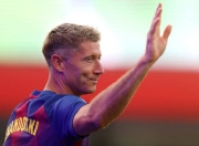 问鼎-莱万多夫斯基新星出色防守表现惊艳，SKT未来可期！的简单介绍