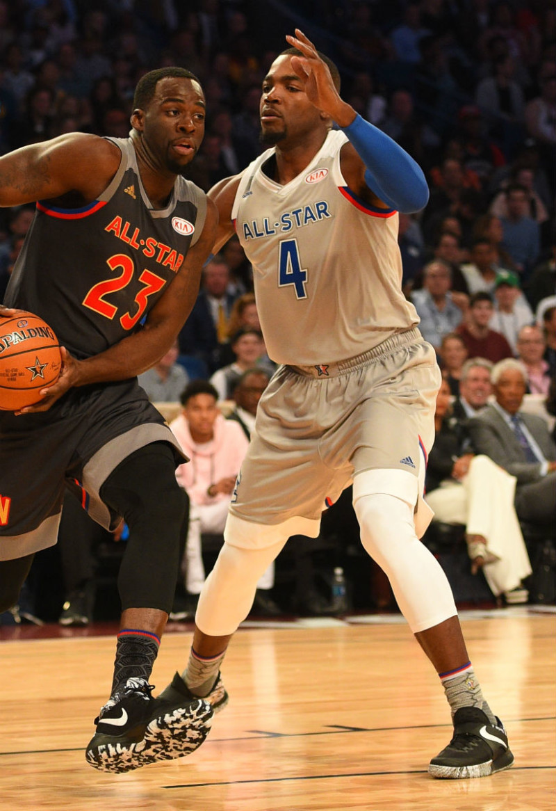 关于浓眉哥回归赛场，逆转首场状态亮眼，MAD观众沸腾！的信息